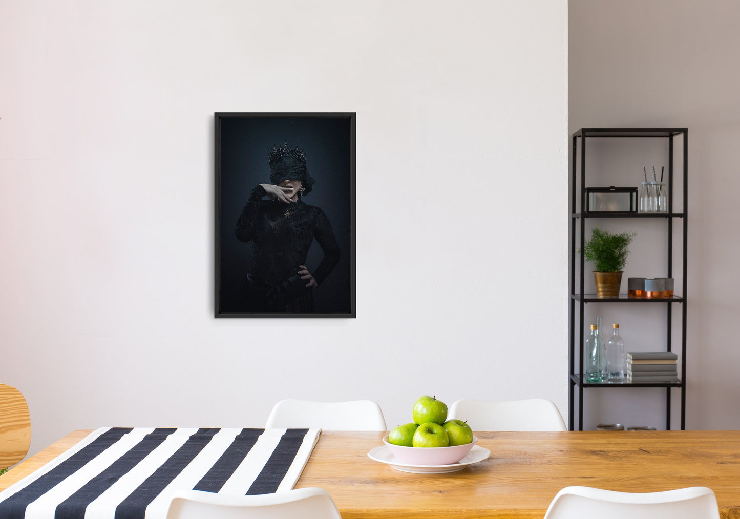 The Crown of Silence III - Photographic Print on Dibond + American Box