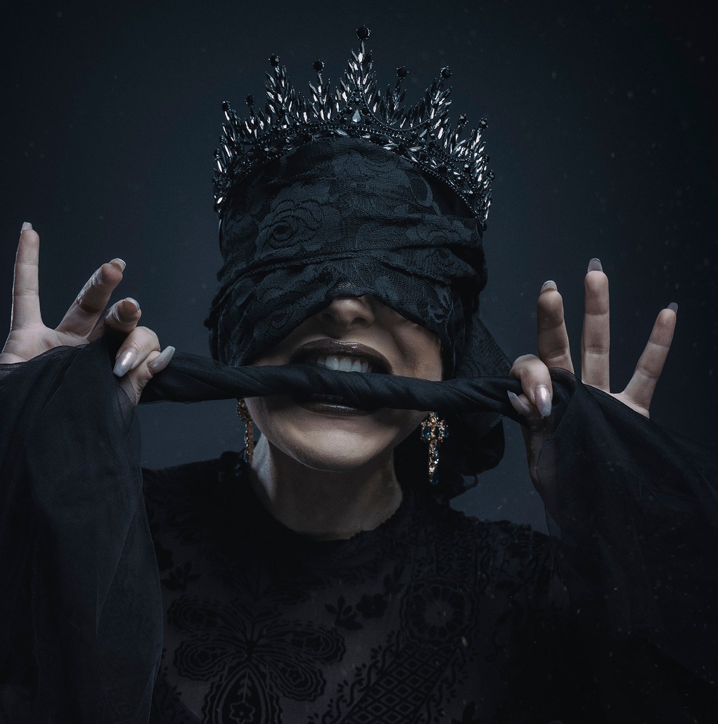 The Crown of Silence VIII - Photographic Print on Dibond + American Box