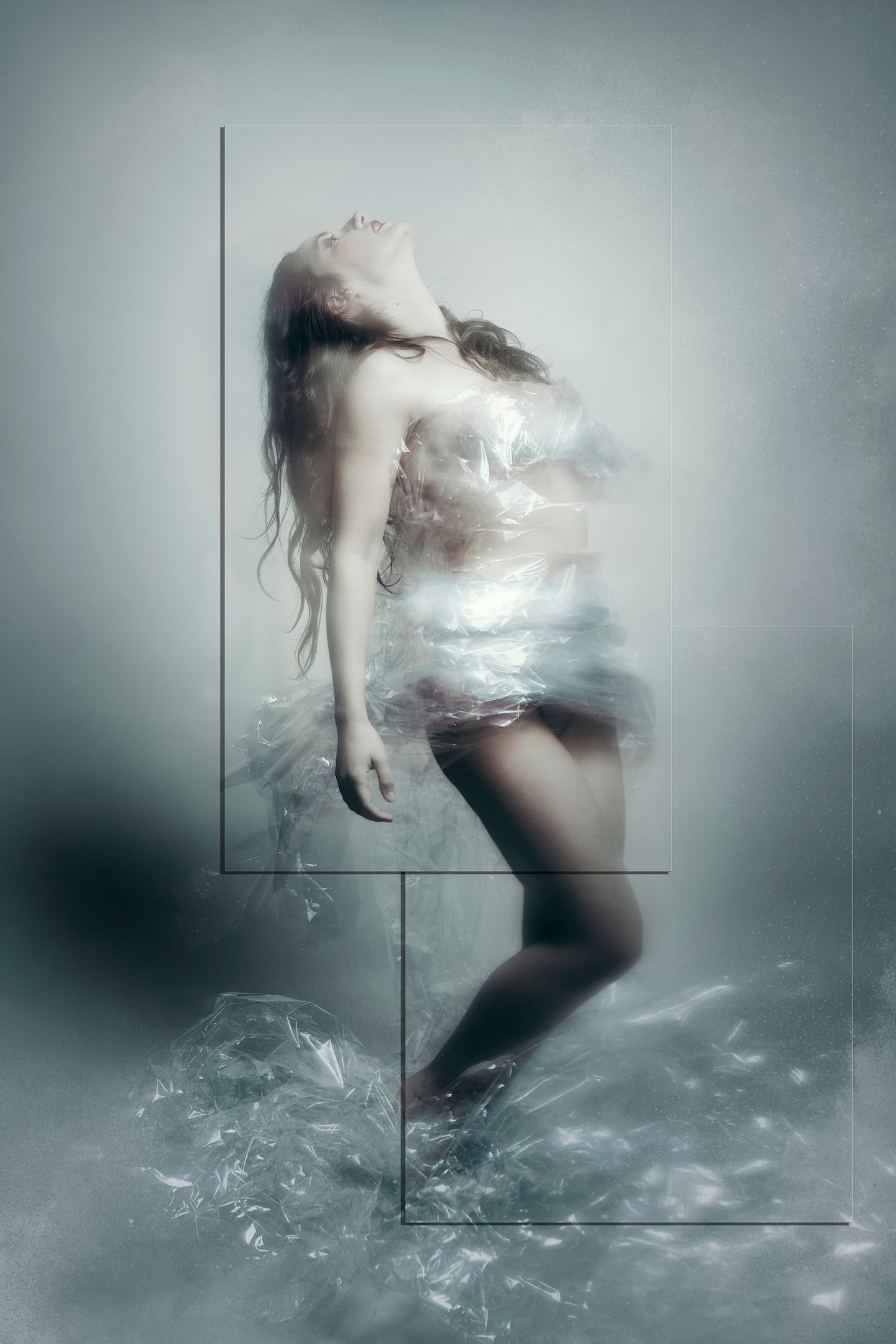 Plastic Dress II 3D (Dibond en relief + Caisse Américaine Métal)
