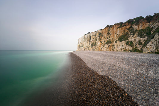 Between the Cliffs and the Sea